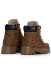 STARBOOT CUSTOM — Braune Edition mit kleinen Nieten