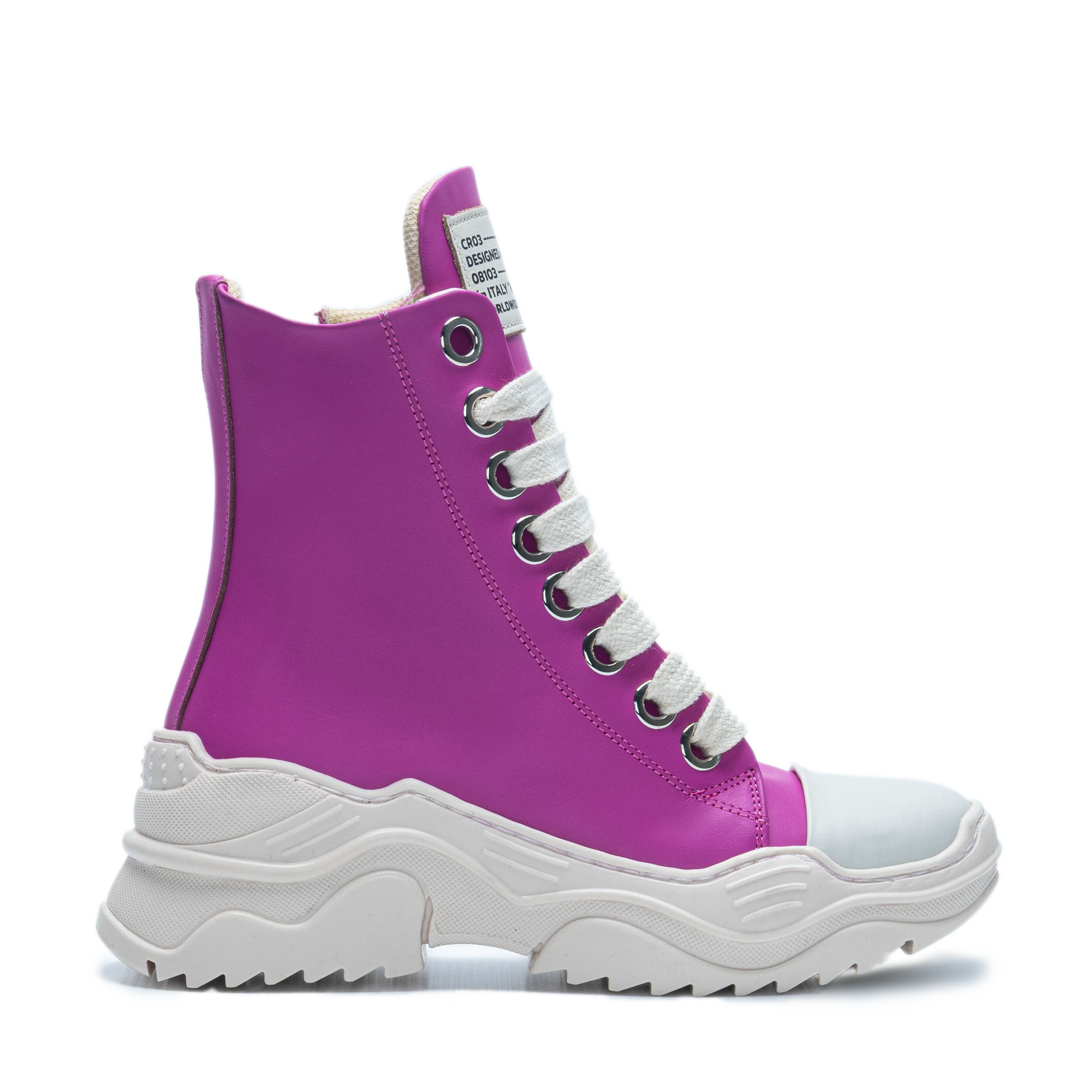 REBEL HIGH – Leather