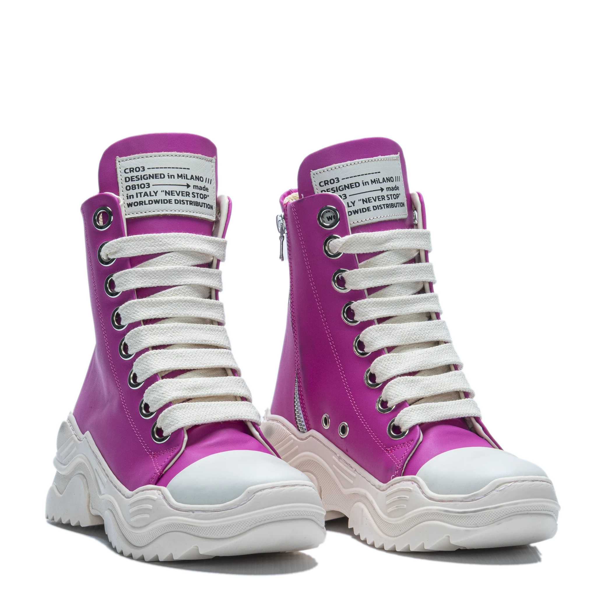 REBEL HIGH – Cuir