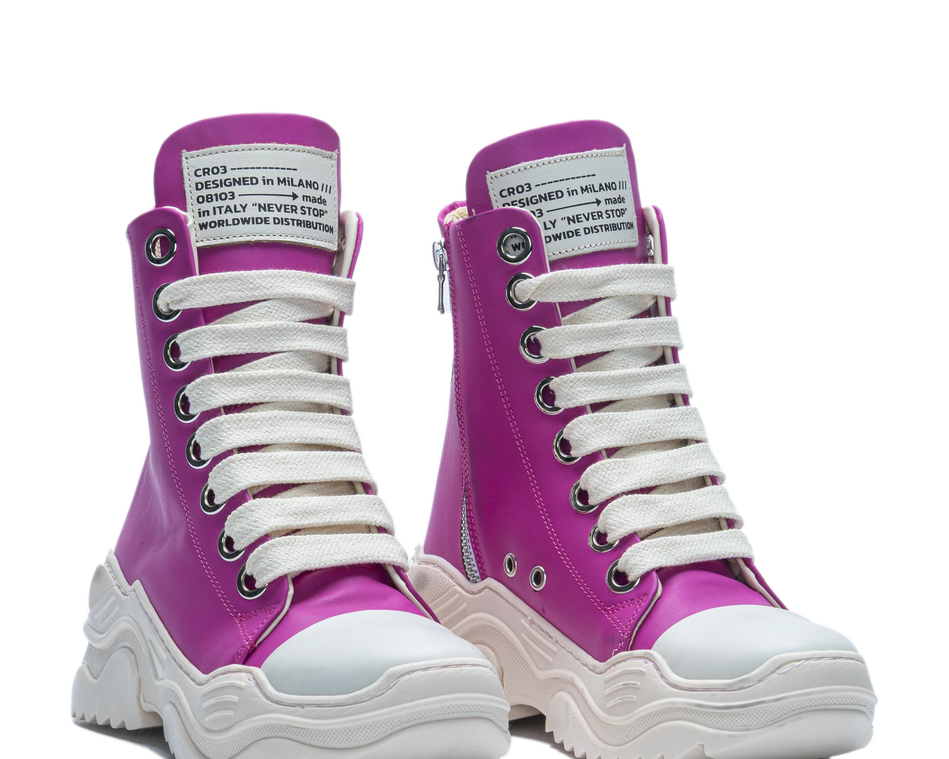 REBEL HIGH – Leather