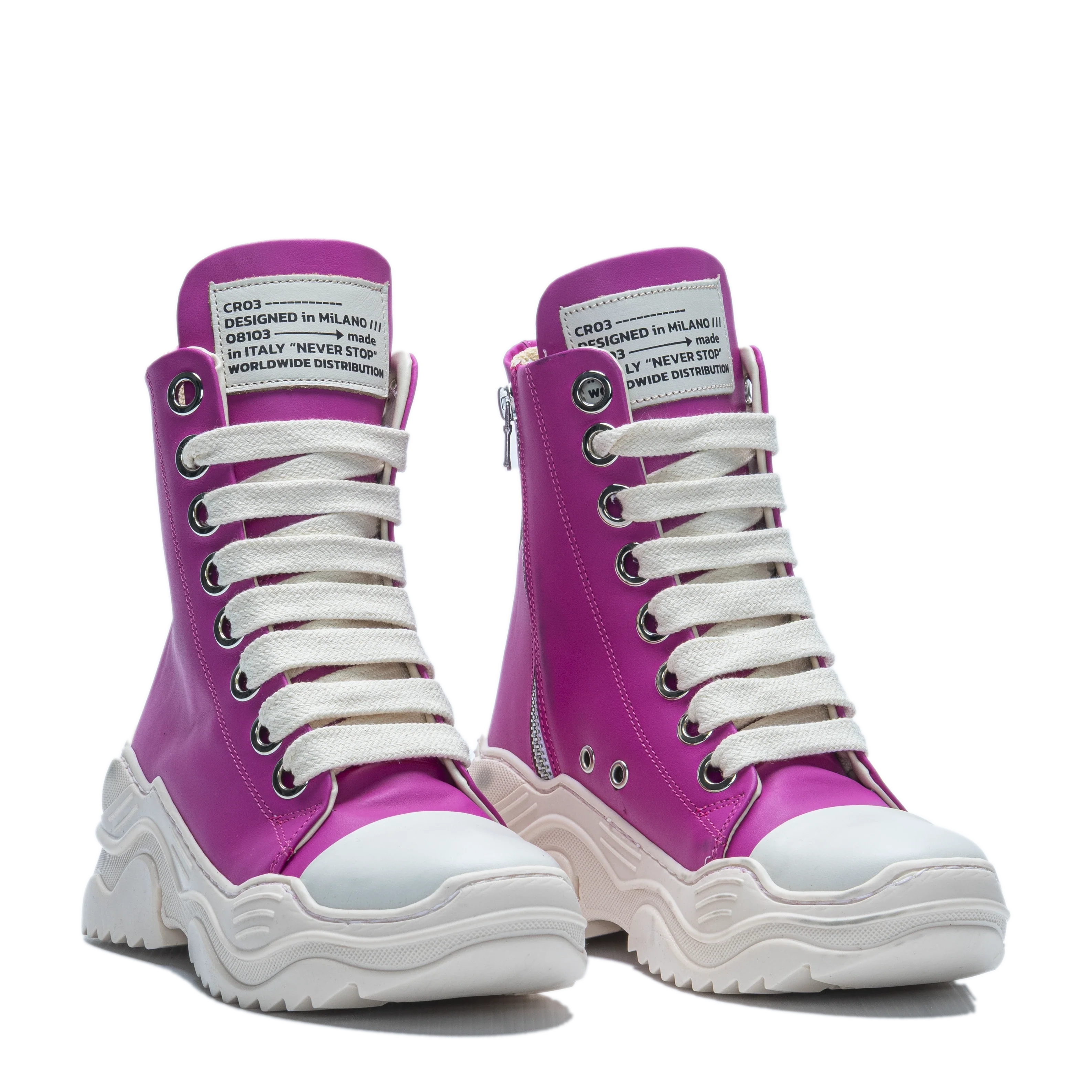 REBEL HIGH – Leather