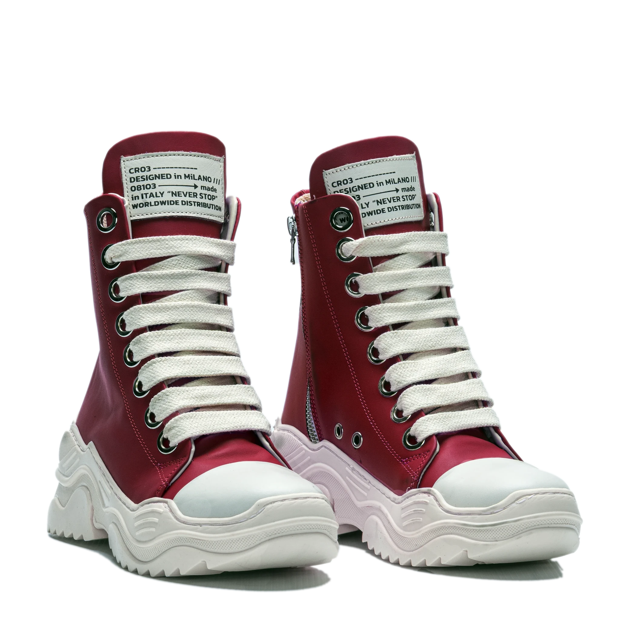 REBEL HIGH – Cuir