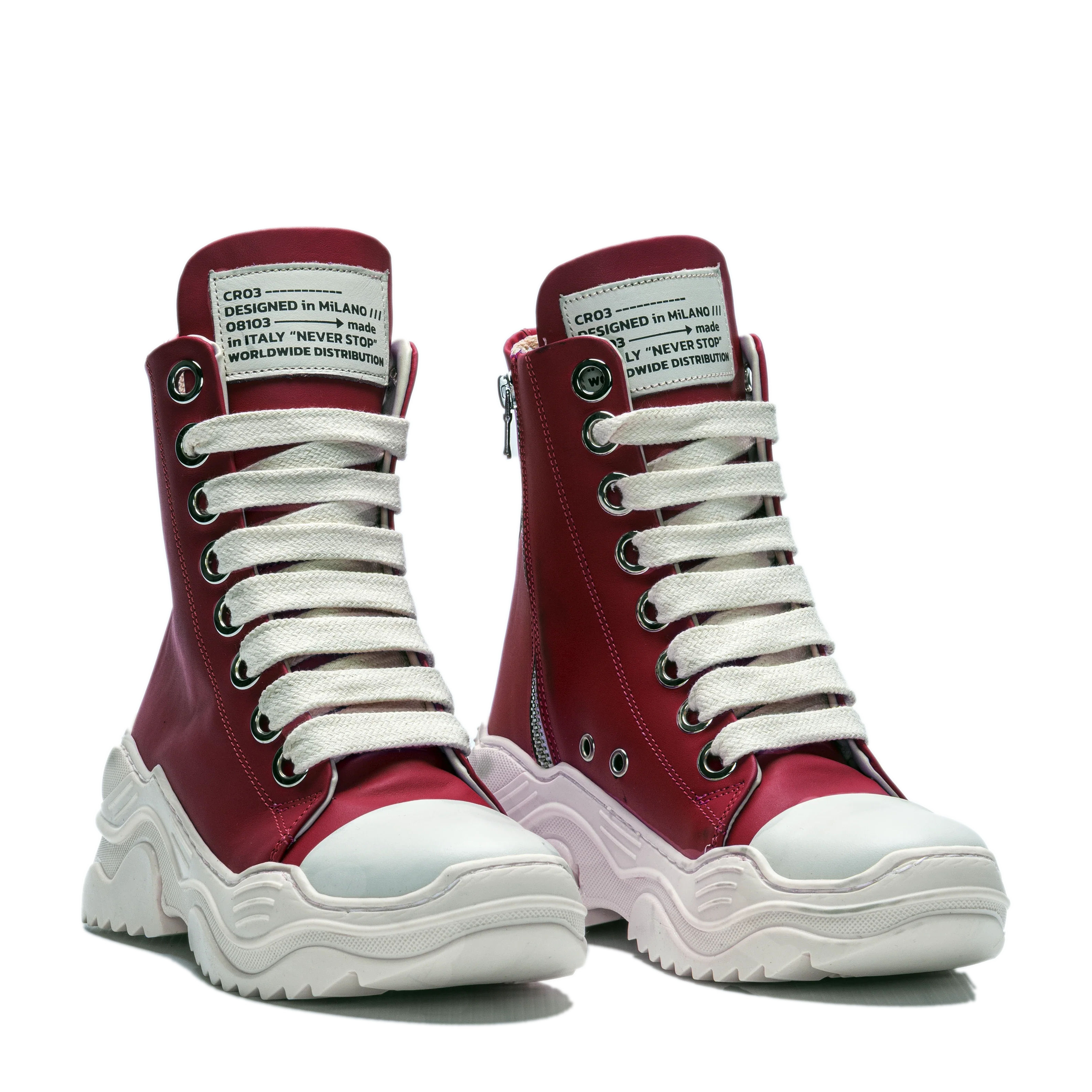 REBEL HIGH – Leather