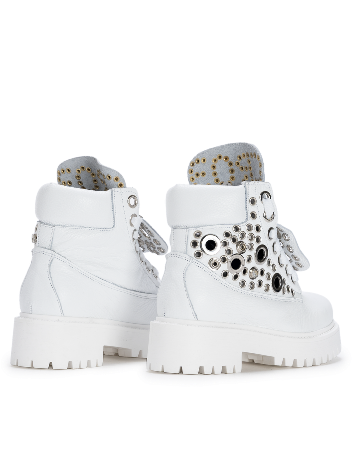 STARBOOT CUSTOM — Weiße Edition mit silberfarbenen Nieten