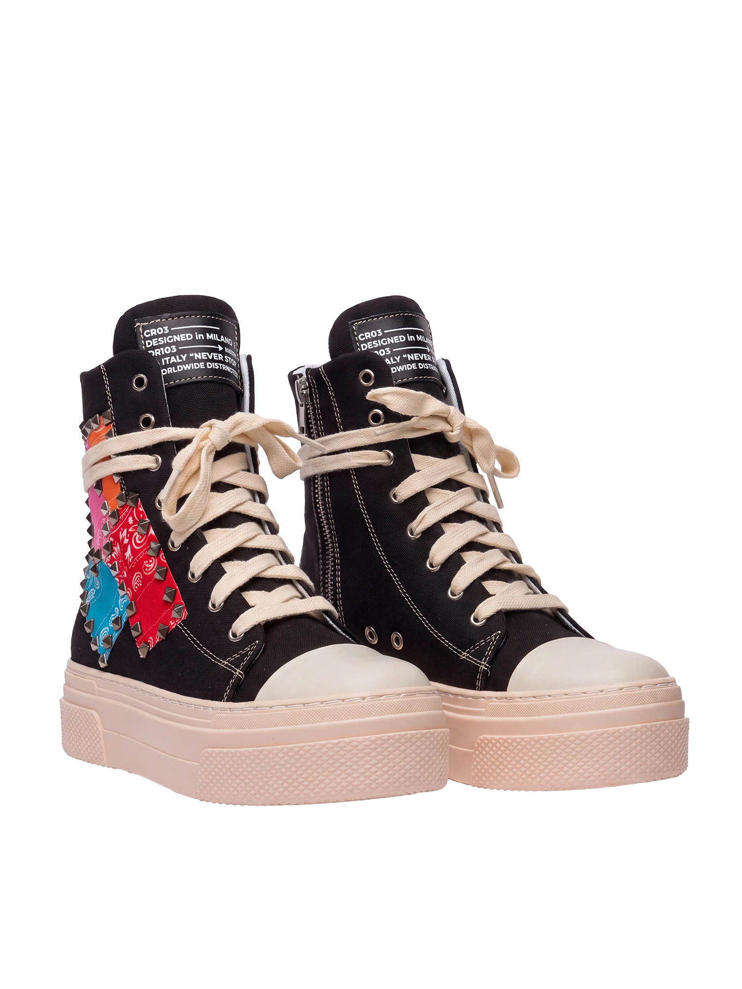 CALIPSO 300 — Canvas mit Bandana-Patch und Nieten