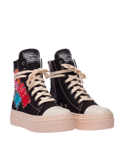 CALIPSO 300 — Canvas mit Bandana-Patch und Nieten