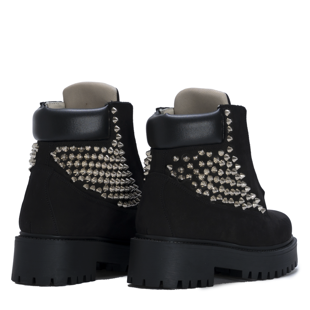 STARBOOT CUSTOM – Black Paint Riot