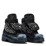 STARBOOT CUSTOM – Total Black Silver Eyelets Edition