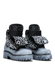 STARBOOT CUSTOM – White Eyelets Painted Edition