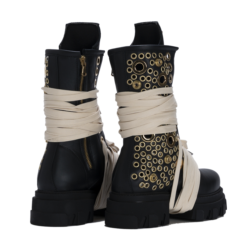STARBOOT DOMINION – Black Gold Studs