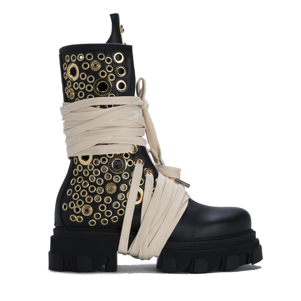 STARBOOT DOMINION – Black Gold Studs