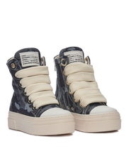 CALIPSO — Gewaschener Denim mit Camouflagemuster