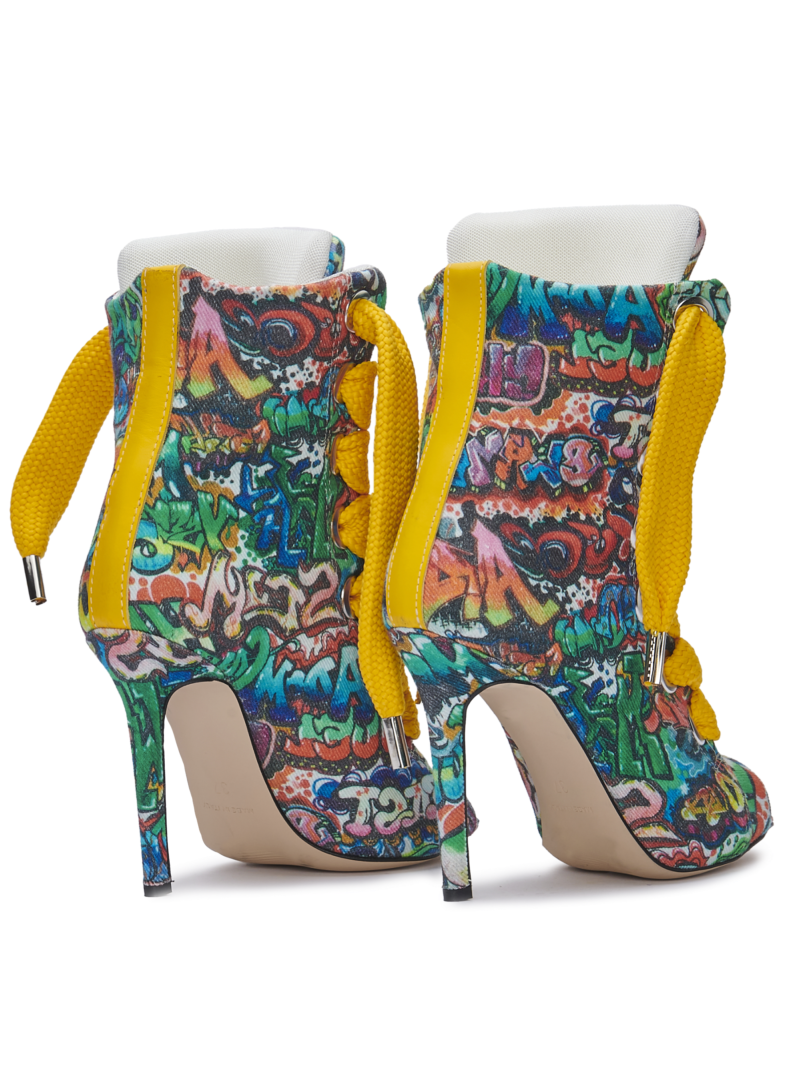 RUSH — Denim mit Graffitiprint