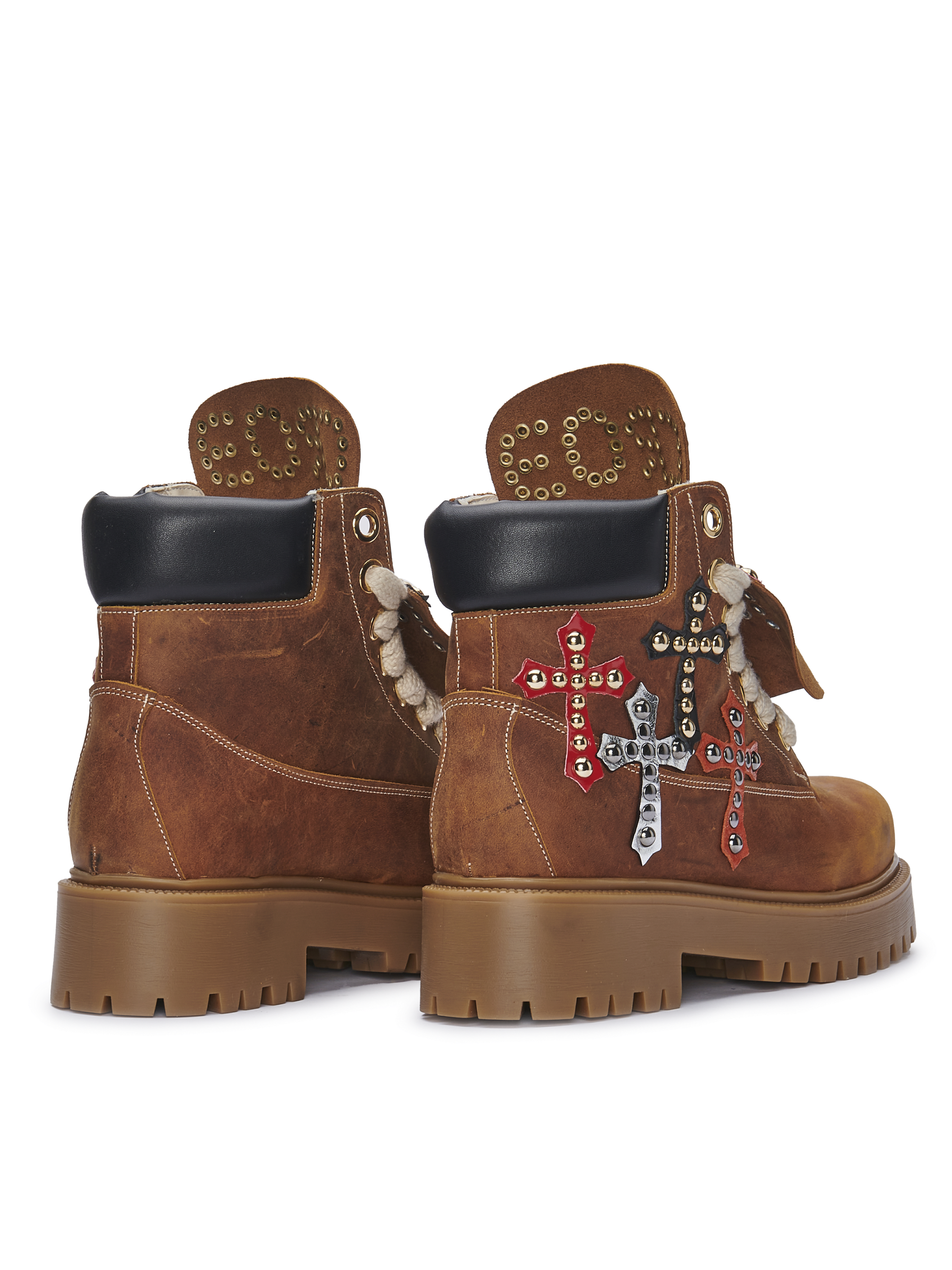 STARBOOT CUSTOM — Leder mit Nieten und Kreuzapplikationen