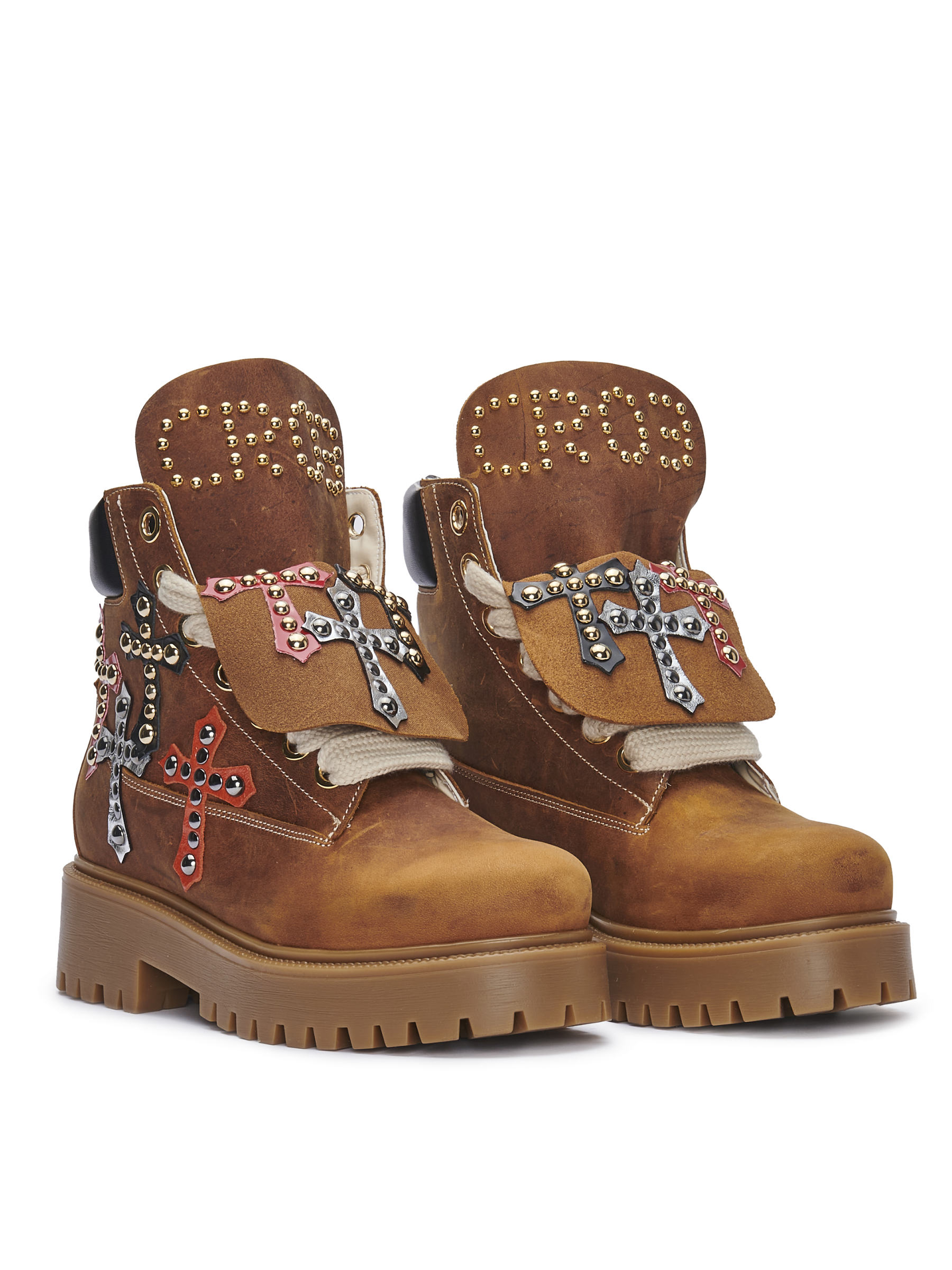 STARBOOT CUSTOM — Leder mit Nieten und Kreuzapplikationen