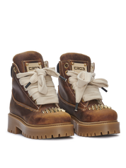 STARBOOT CUSTOM — Leder mit Nieten auf der Vorderseite