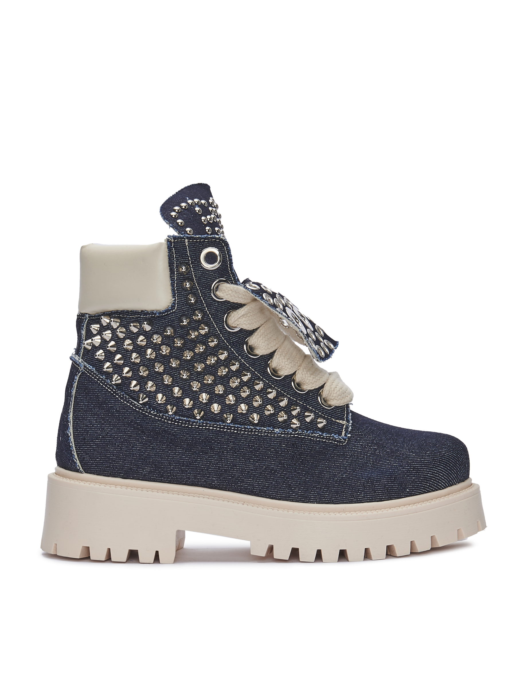 STARBOOT CUSTOM — Denim mit Metalldetails