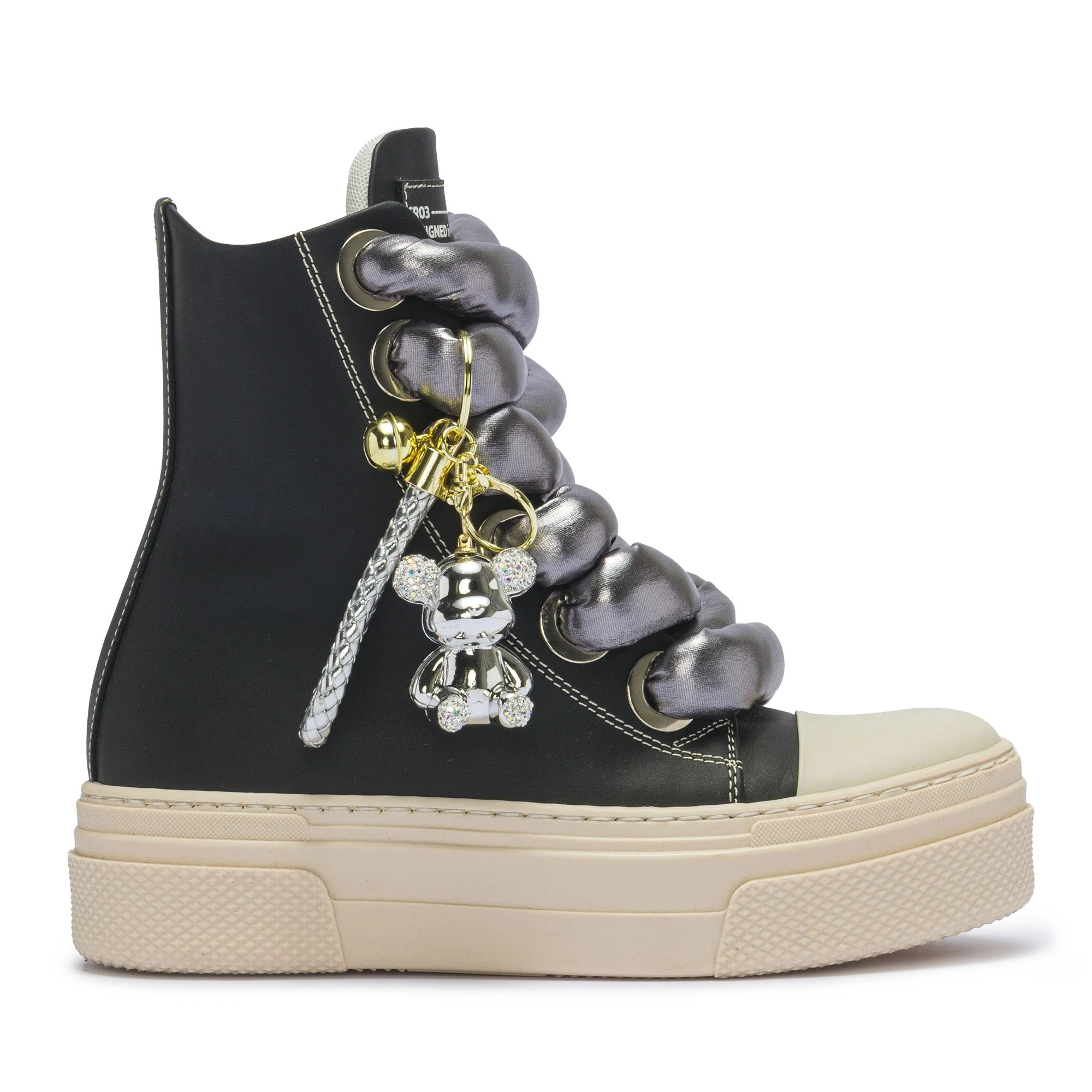CALIPSO 300 BEAR EDITION – Black & Metal Boldness