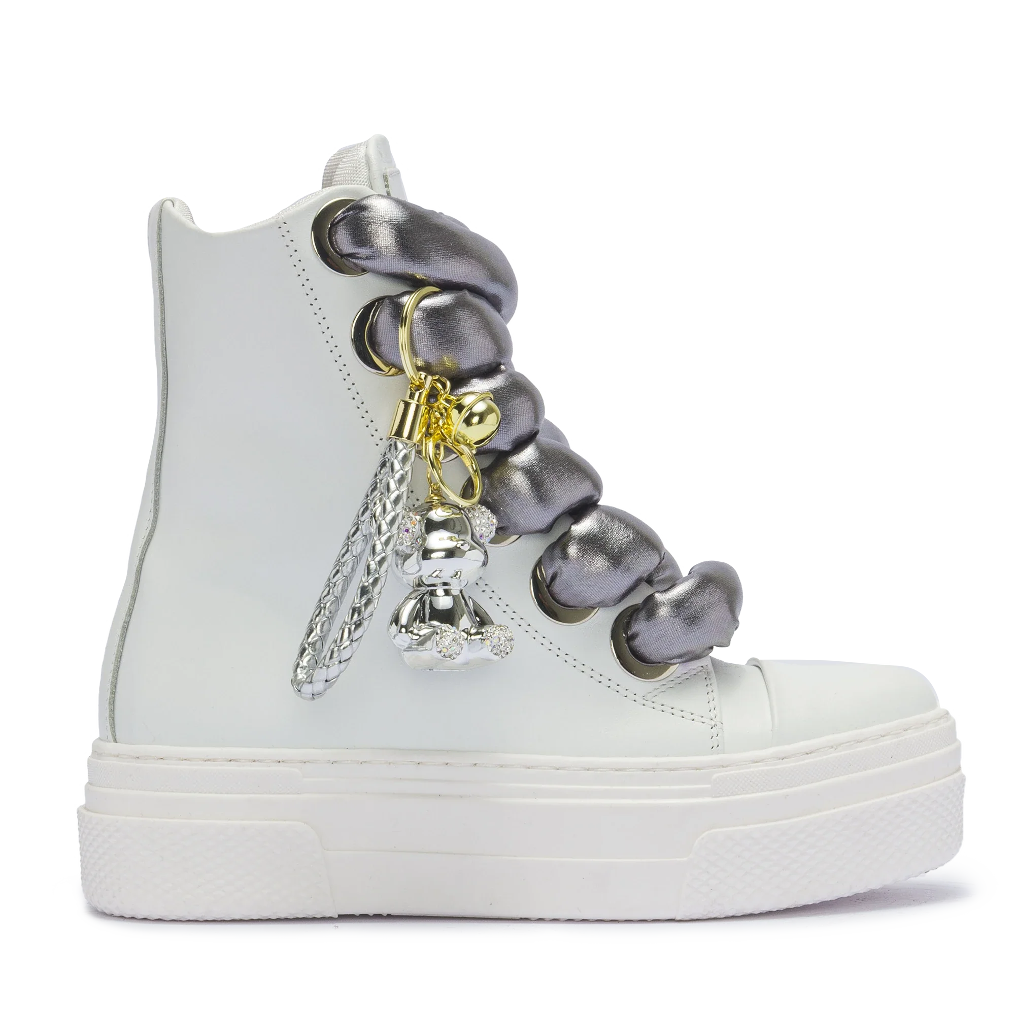 CALIPSO 300 BEAR EDITION – Metal Boldness