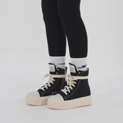 CALIPSO – Classic Black Canvas